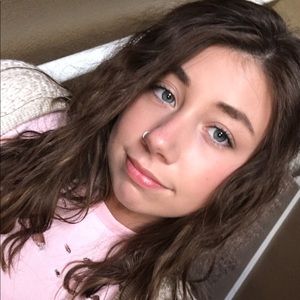 Meet your Posher, Kendra